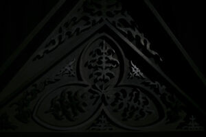 Ołtarz, akryl na płótnie, drewno, 2023