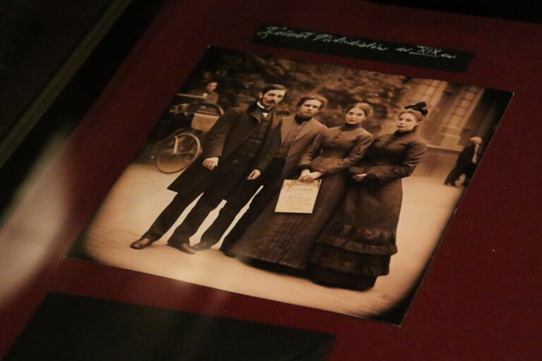 Trzy tysiące lat Kościoła Nihilistów. Pierwsza wystawa monograficzna